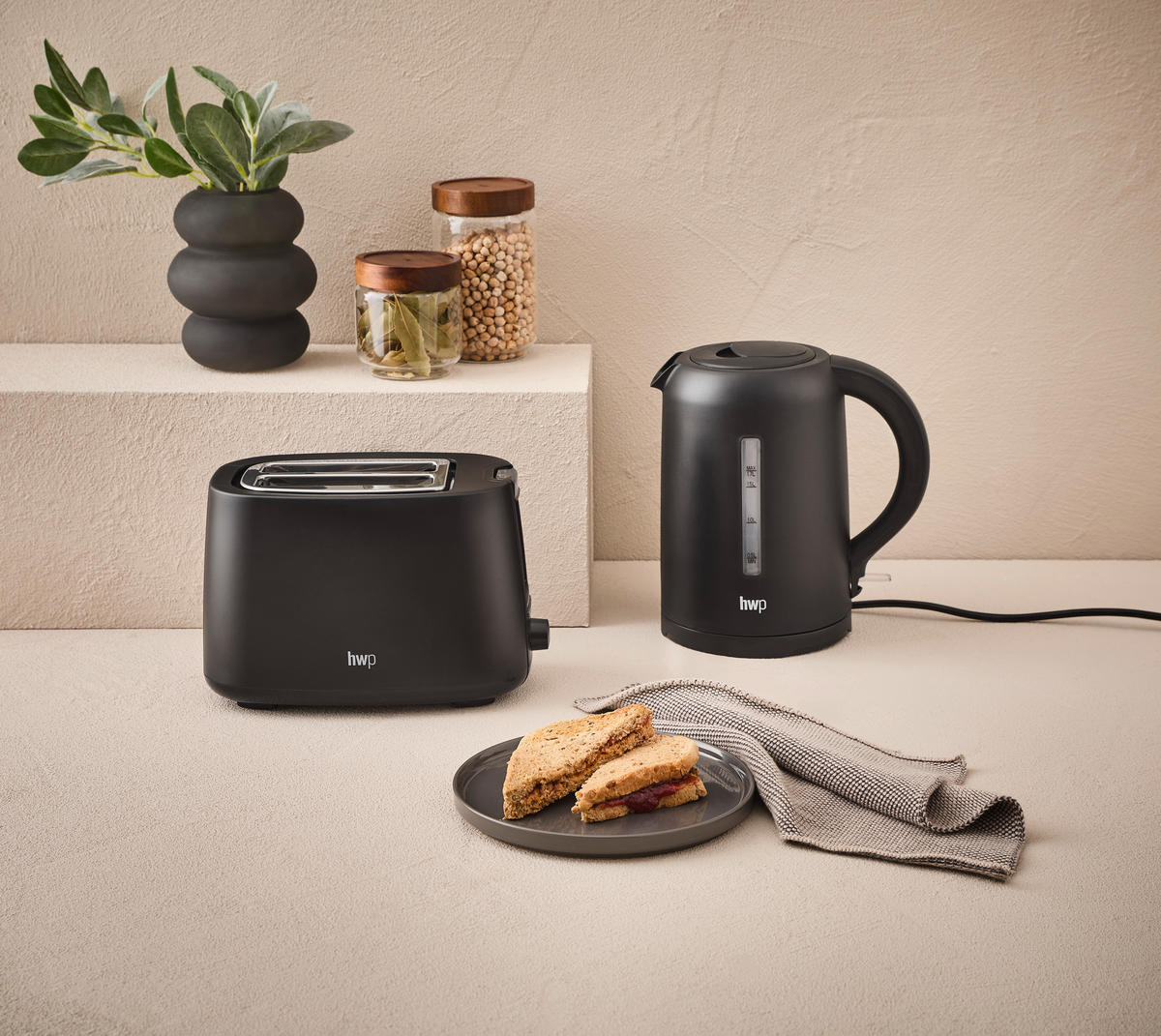 OPEKAČ - črna, Basics, kovina/umetna masa (26,5/15,2/17,2cm) - Homeware Profession.