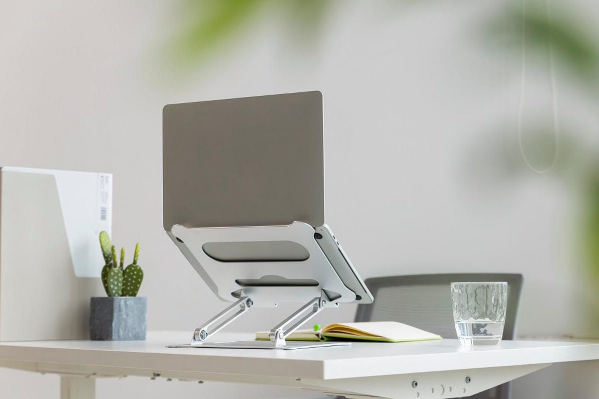 LAPTOP-HALTERUNG Metall Alufarben  - Alufarben, Design, Metall (26,5/16/23cm) - Boxxx