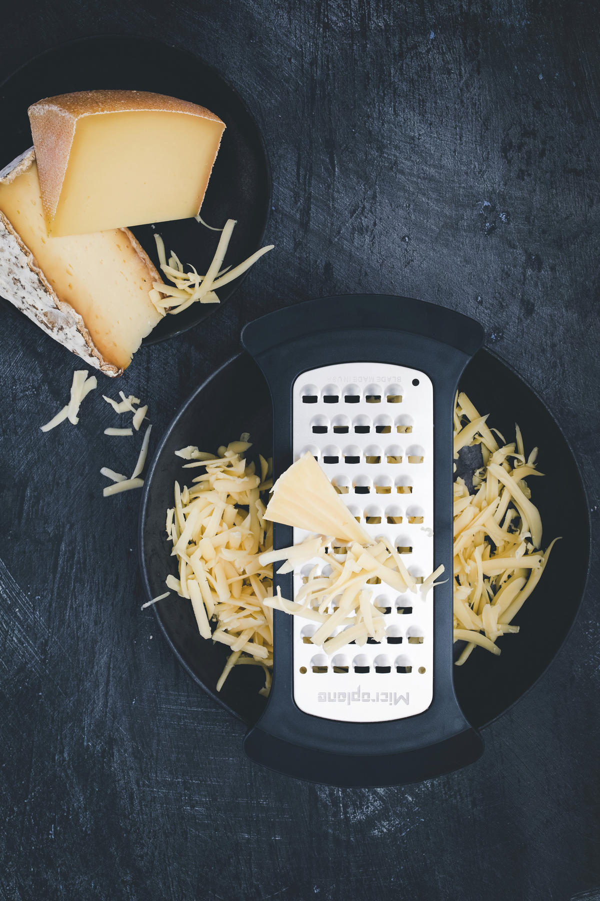 RIBEŽ  - boje oplemenjenog čelika/crna, Basics, metal/plastika (21.2/10.3/2cm) - MICROPLANE