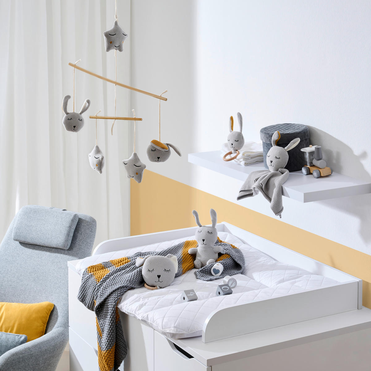 MOBILE PAUL  - Silberfarben, Trend, Holz/Textil - Avelia