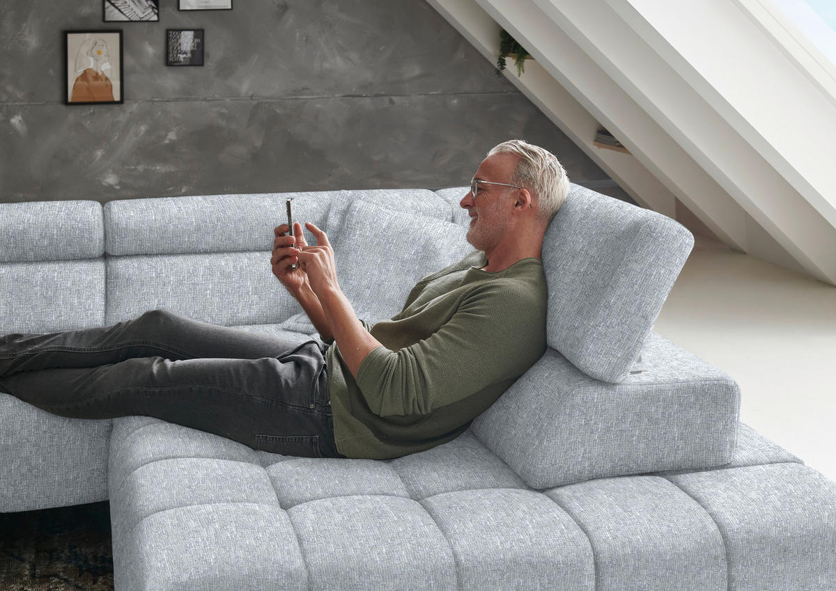 ECKSOFA in Chenille Hellgrau  323/222 cm  - Hellgrau/Schwarz, Design, Textil/Metall (323/222cm) - Beldomo Style