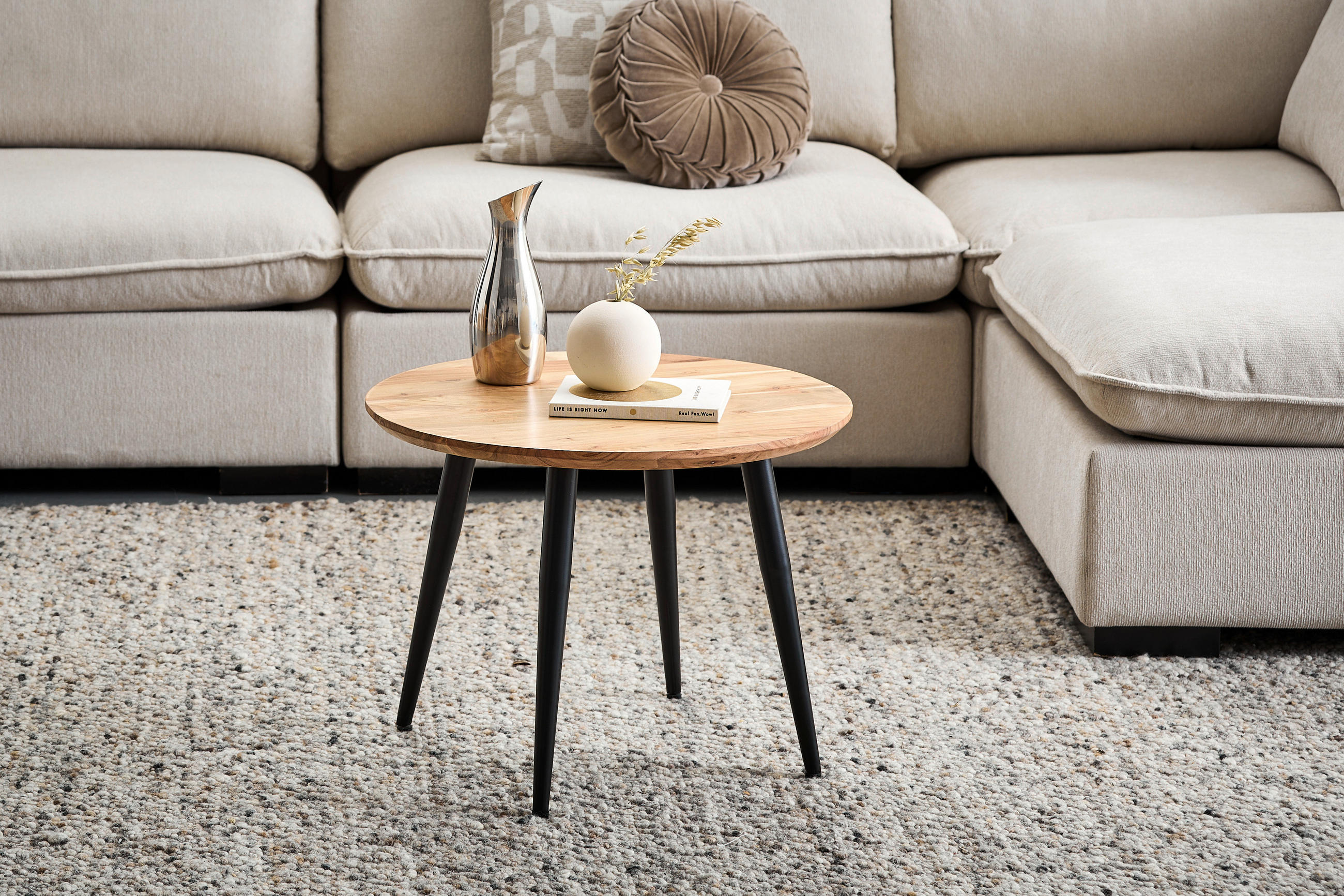 COUCHTISCH Akazie Hartholz rund Schwarz, Akaziefarben  - Schwarz/Akaziefarben, Natur, Holz/Metall (60/60/45cm) - Livetastic