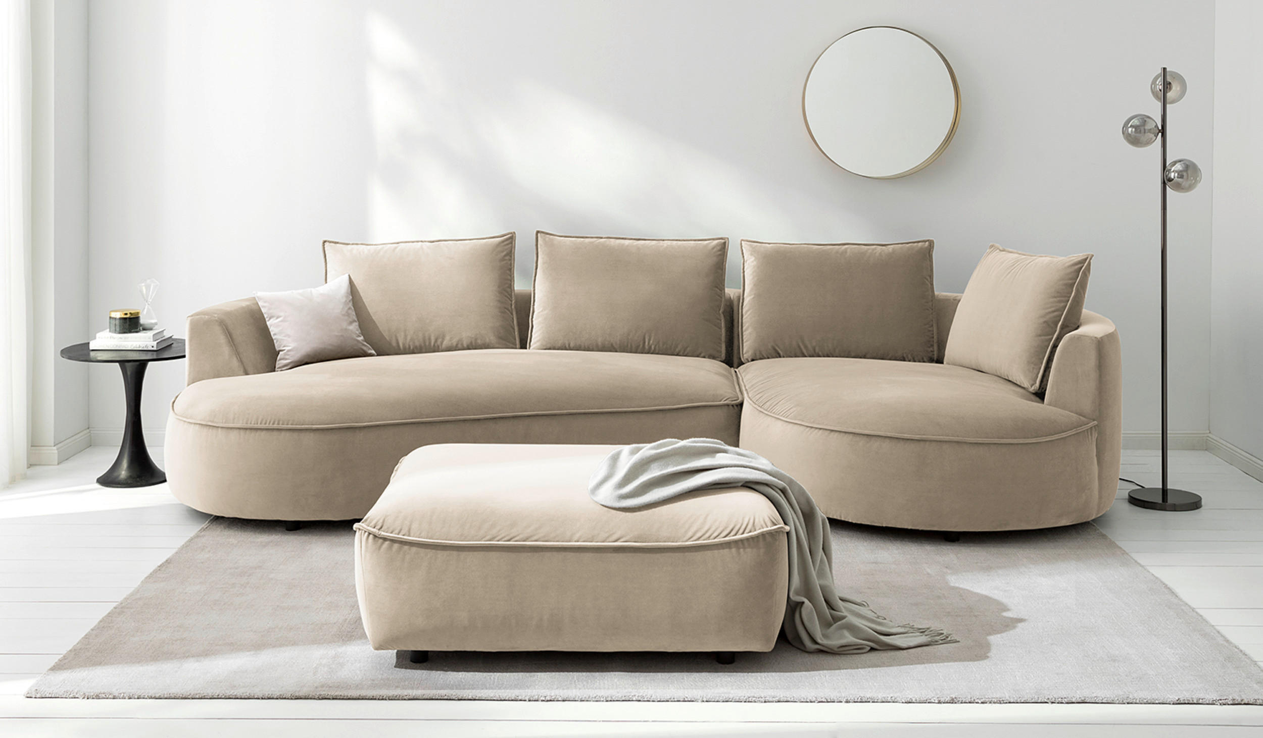 BIGSOFA in Samt Beige  - Beige/Schwarz, Design, Kunststoff/Textil (322/66/154cm) - home24