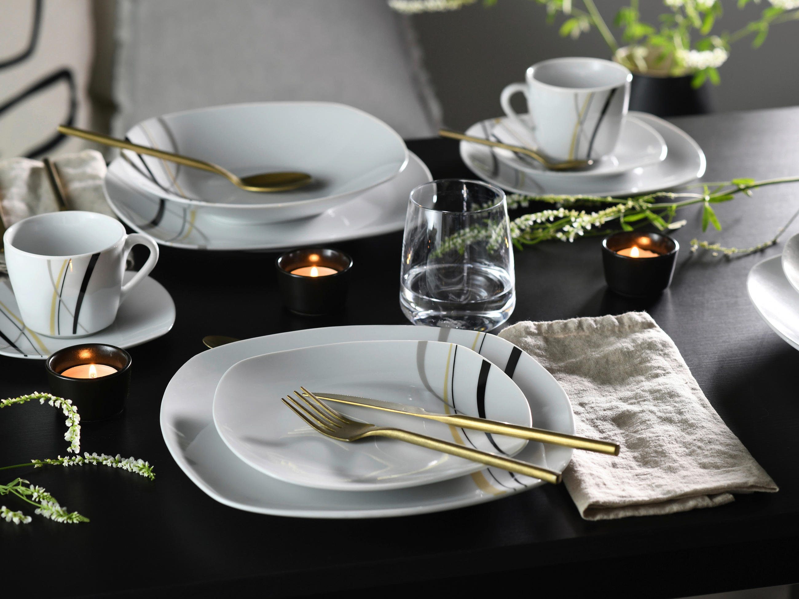 KAFFEESERVICE Weiß 18-teilig Square City Line  - Weiß, Trend, Keramik - Creatable