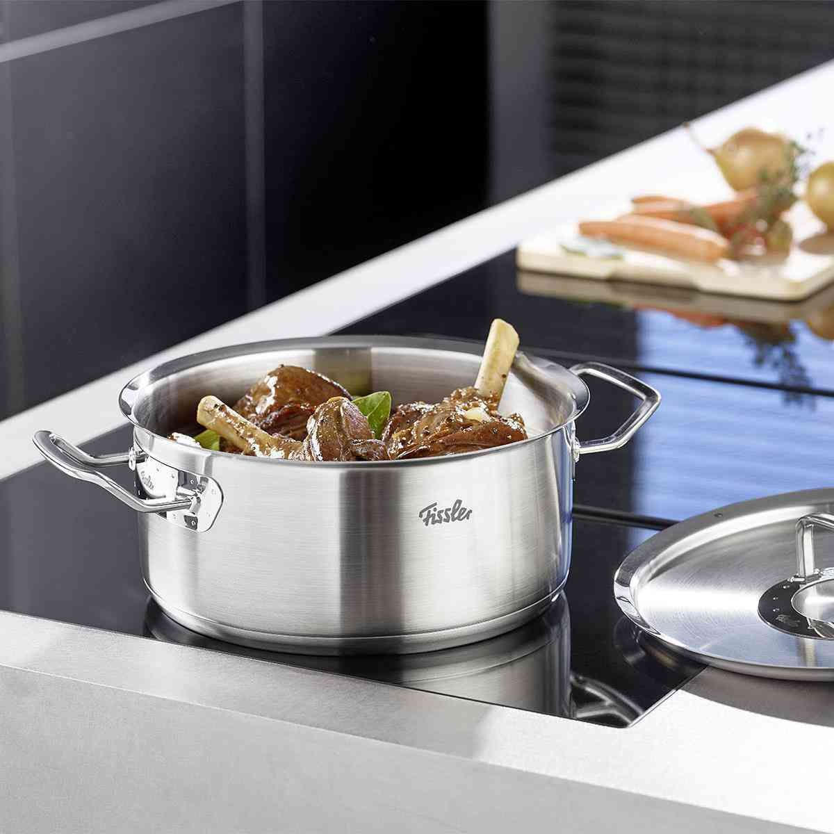 KOCHTOPFSET + GRATIS PFANNE Profi Collection 6-teilig  - Silberfarben, Design, Metall - Fissler
