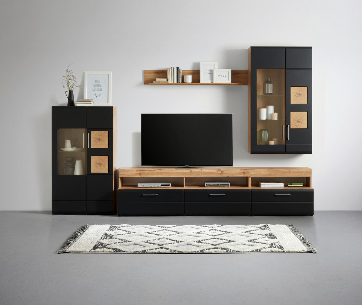 SET MOBILA LIVING in negru, culoare lemn stejar  - culoare crom/culoare lemn stejar, Konventionell, sticlă/metal (330/208/52cm) - Hom`in