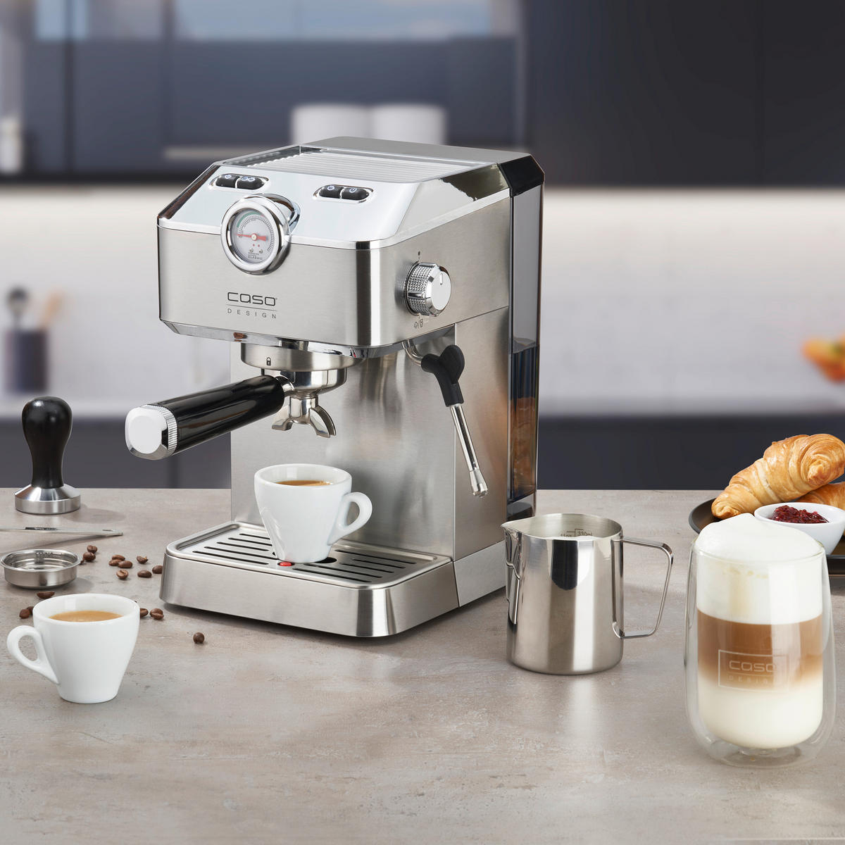 ESPRESSOMASCHINE  - Edelstahlfarben/Schwarz, Basics (19,5/30,5/25,5cm) - CASO Design
