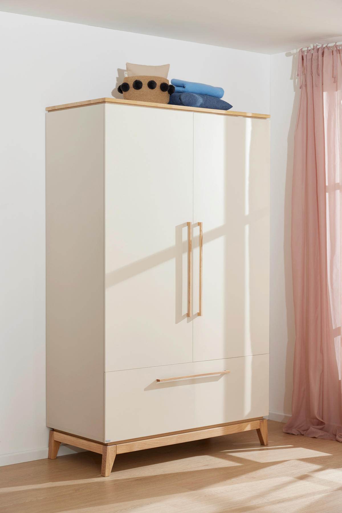 BABA RUHÁSSZEKRÉNY Stiene  - bézs/tölgyfa, Basics, faalapú anyag (123,30/200,00/57,20cm) - Paidi