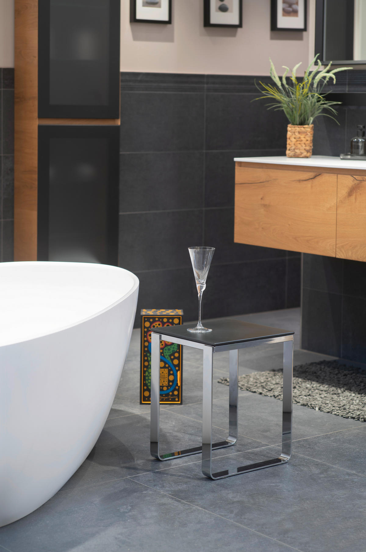 BADHOCKER - Chromfarben/Anthrazit, Basics, Kunststoff/Metall (36/45,5/35cm)