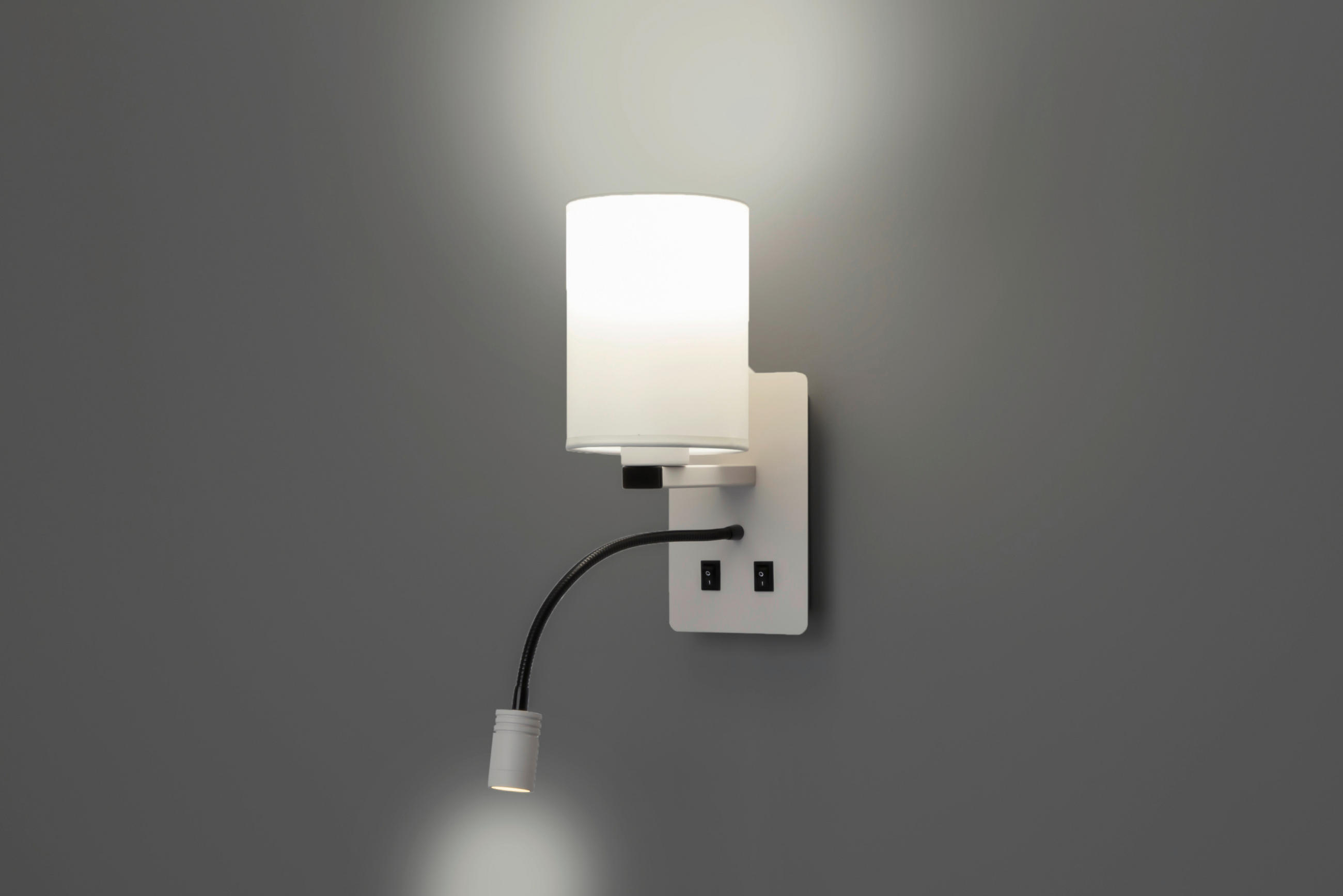 VÄGGLAMPA Magnum 23/22/13 cm   - vit, Klassisk, metall (23/22/13cm)
