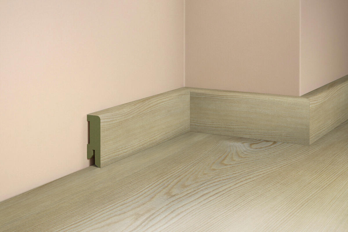 SOCKELLEISTE, Lärche Mosel  - Basics, Holz (206,5/5/1,6cm) - Tilo