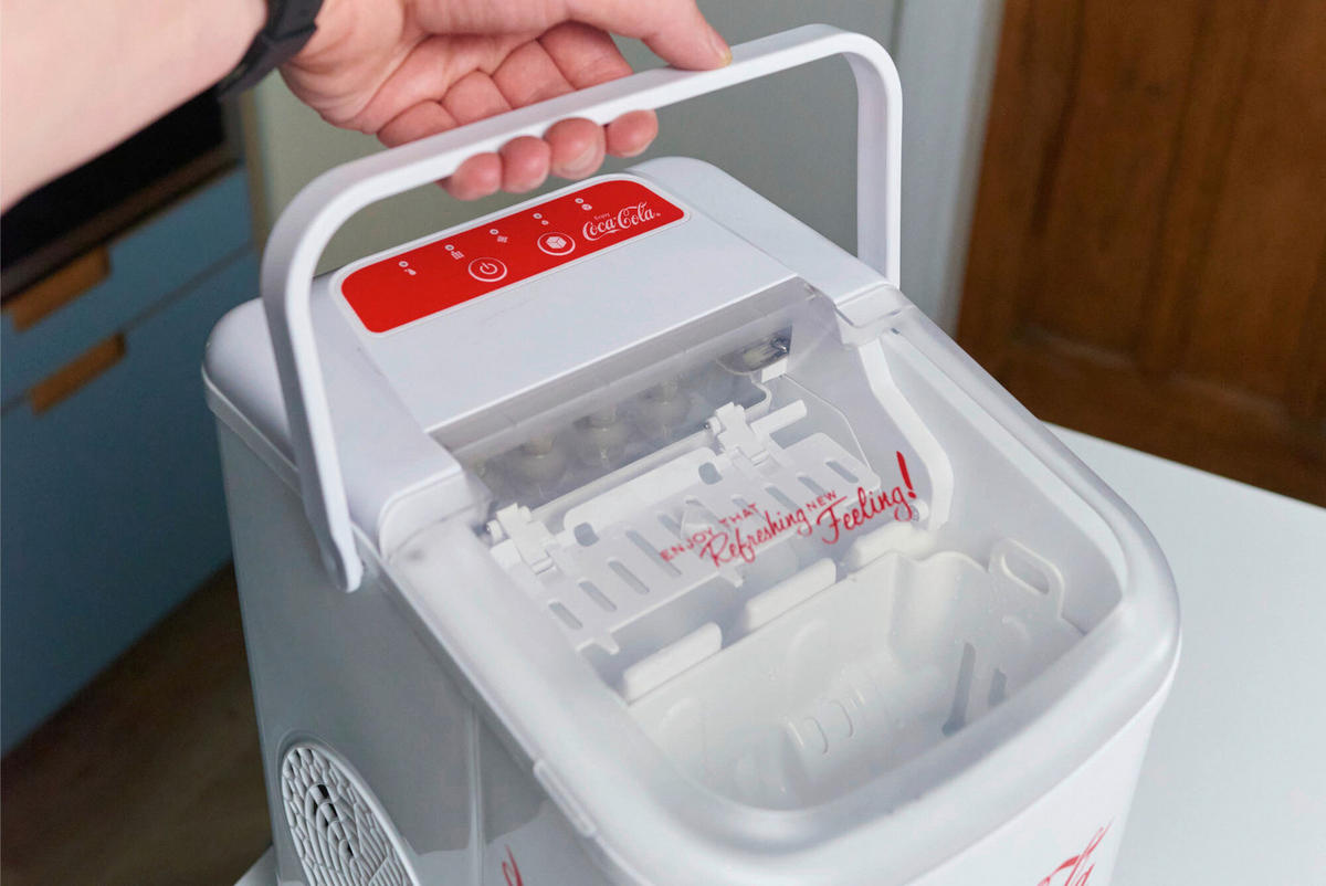 EISWÜRFELMASCHINE  - Rot/Weiß, Basics, Kunststoff (22.2/29.4/29cm)