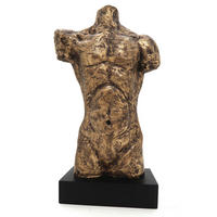 Sculptură - auriu/negru, Design, plastic/lemn (19/32,5/9cm) - Ambia Home