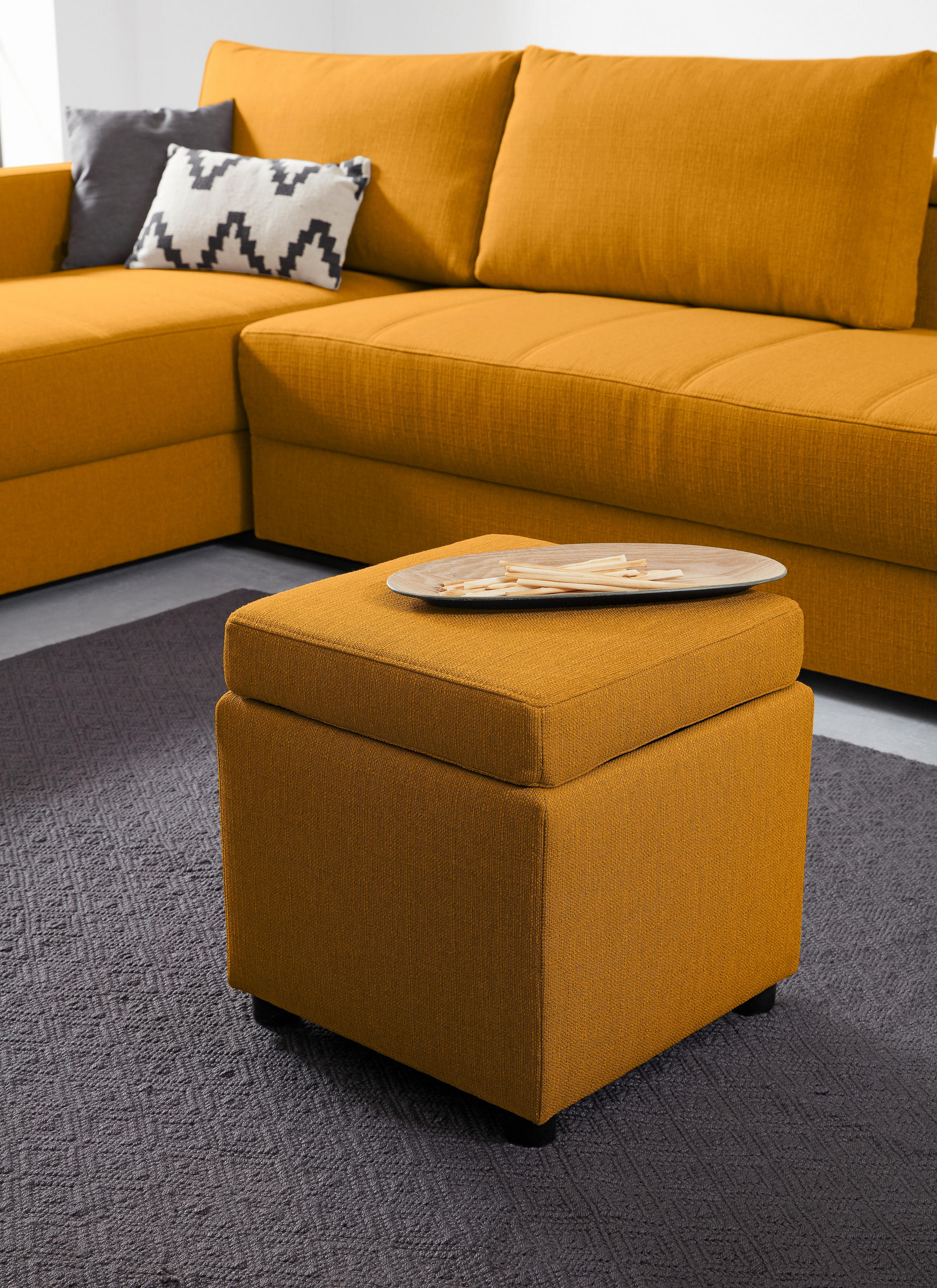 SITZBOX in Textil Gelb  - Gelb/Schwarz, Design, Kunststoff/Textil (45/47/45cm) - LOOKS by W.Joop