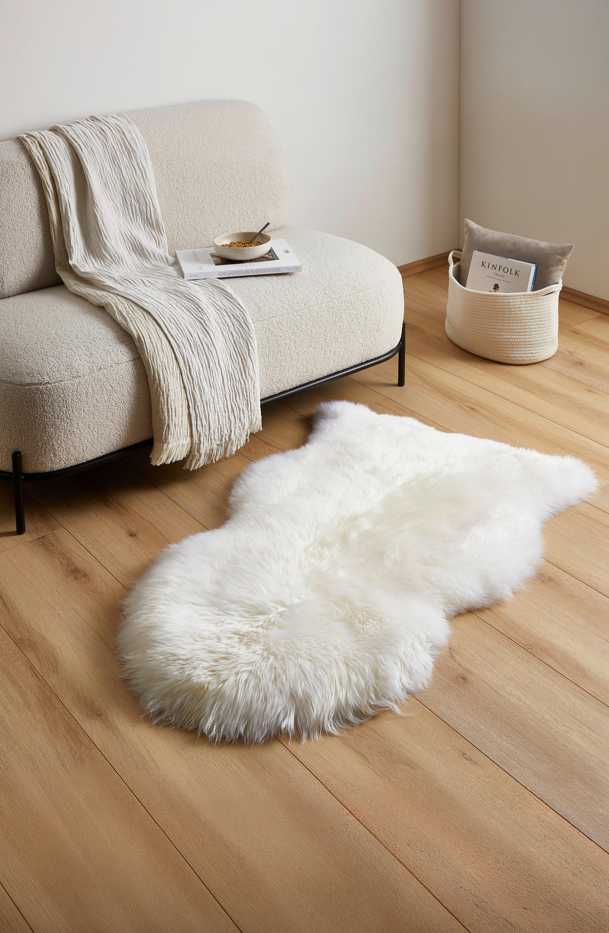 Blană De Oaie  Adelaide  - alb, Natur, blană (65-70/100-105cm) - Linea Natura