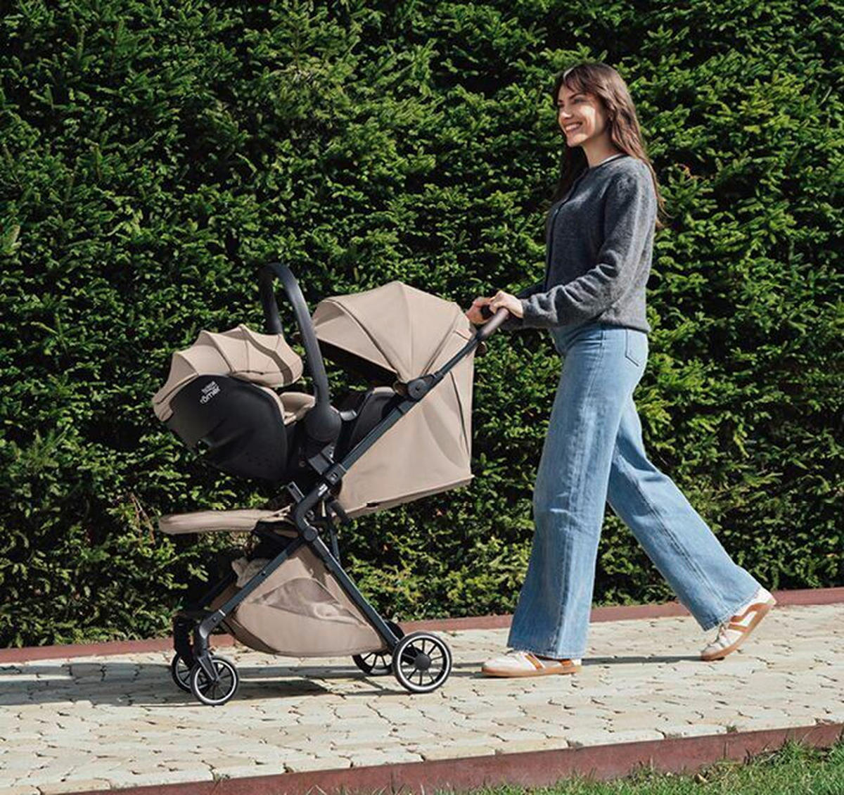 BUGGY TIRA  - Schwarz/Grau, Basics, Textil/Metall (53/114/100cm) - Britax Römer