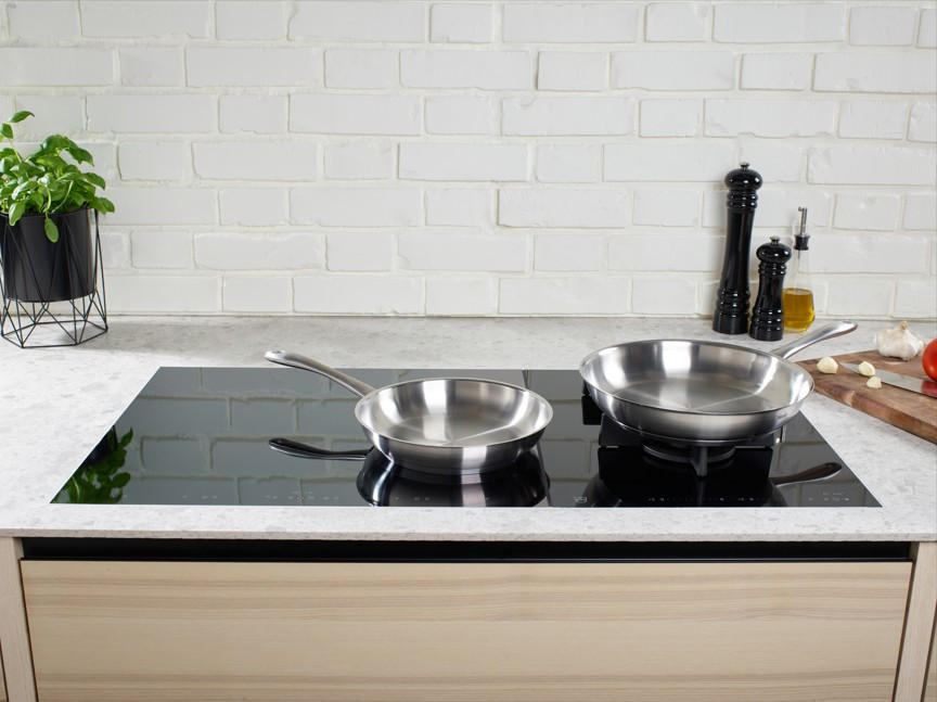 PÁNEV NA SMAŽENÍ  28 cm  - barvy stříbra, Basics, kov (28cm) - Fissler