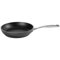 PÁNEV NA SMAŽENÍ  nepřilnavý povrch ILAG®  24 cm  - černá/tmavě šedá, Basics, kov (24cm) - Homeware Profession.