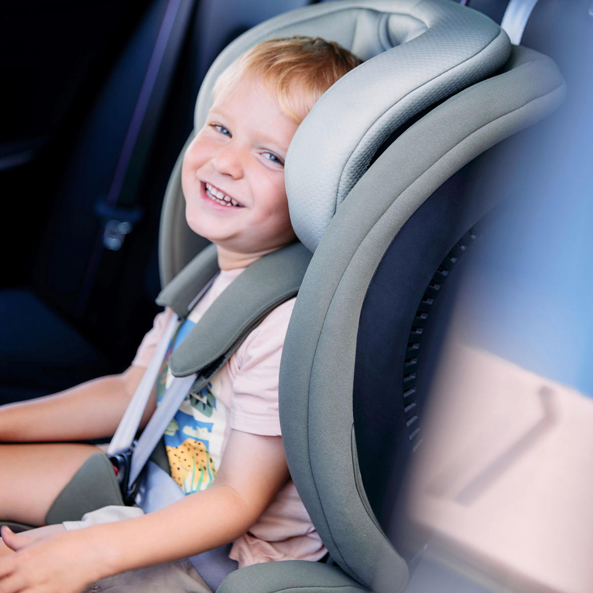 KINDERAUTOSITZ ASPEN 2 FIX i-SIZE  - Dunkelgrün/Beige, Basics, Textil (61,5/47,5/44cm) - ABC Design