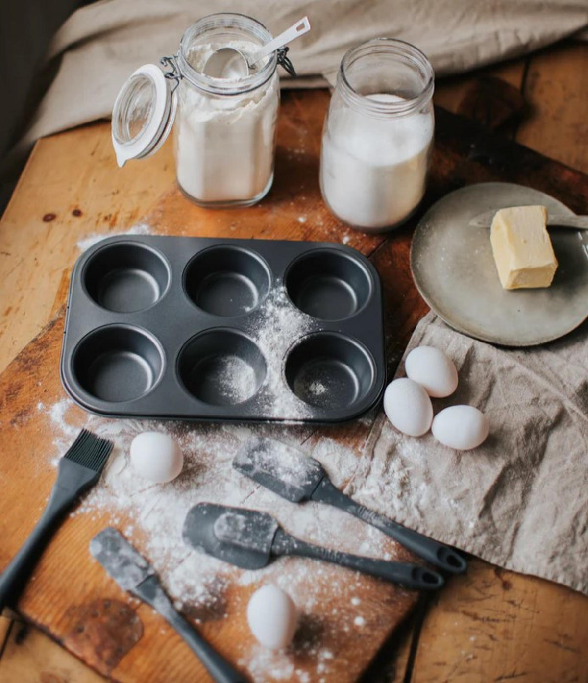 MUFFINSPLÅT - grå, Basics, metall (21,5/32cm) - Dorre