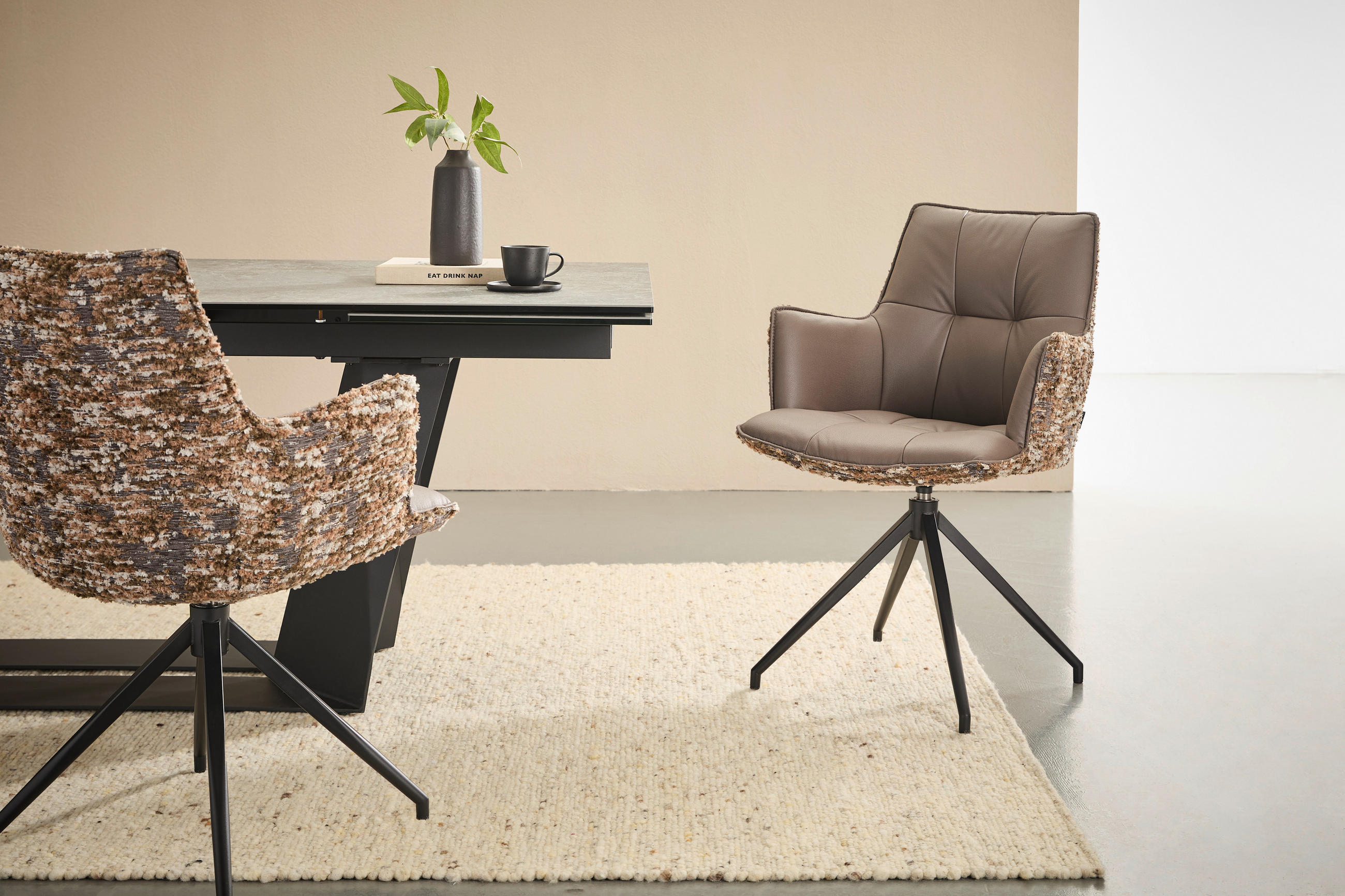 ARMLEHNSTUHL  in Eisen Jacquard, Mikrofaser  - Graubraun/Schwarz, Design, Textil/Metall (59/89,5/63cm) - Novel