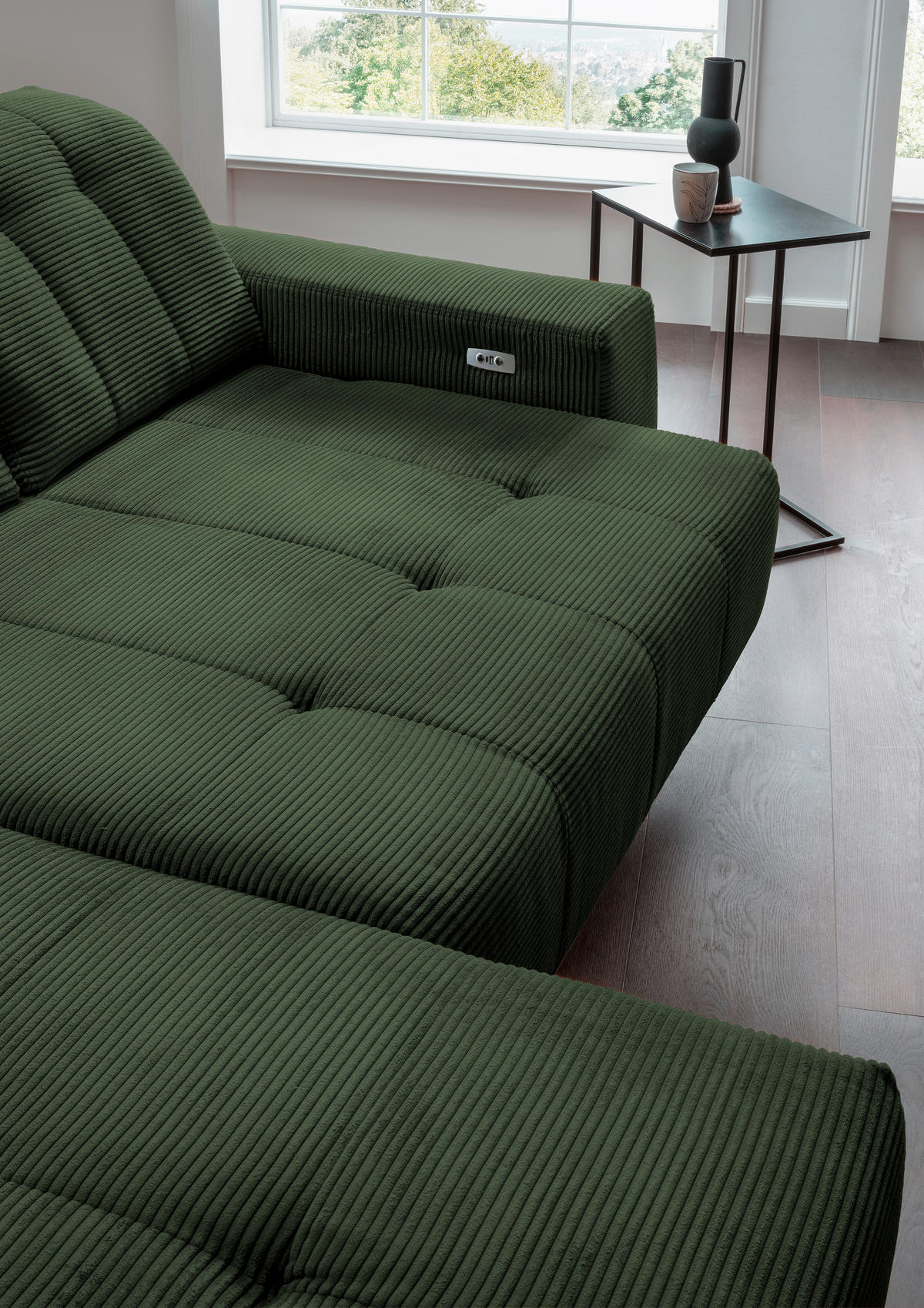 ECKSOFA in Cord Dunkelgrün  - Dunkelgrün/Schwarz, Modern, Textil/Metall (180/258cm) - Livetastic