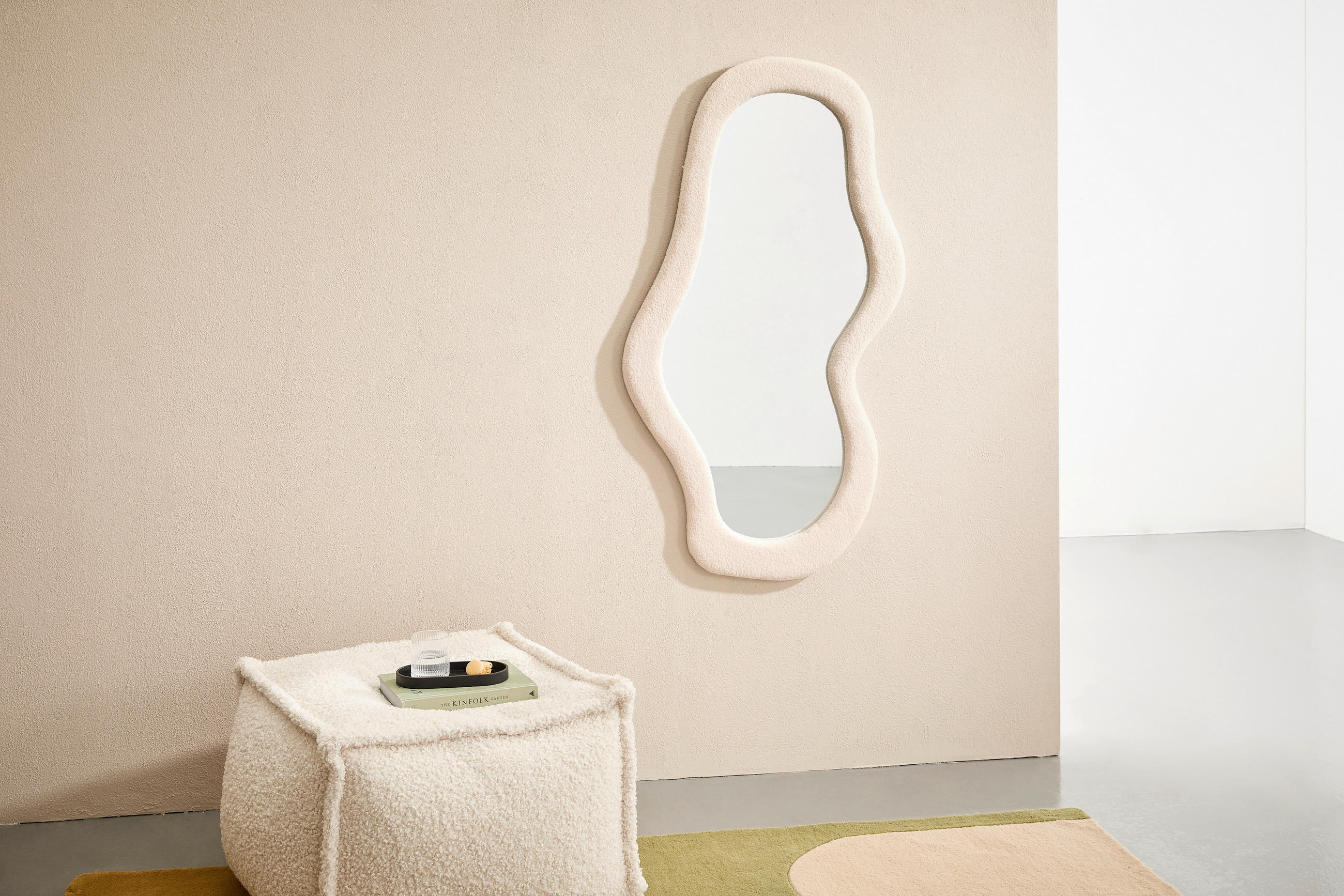 WANDSPIEGEL 70/130/3,5 cm    in Freiform  - Creme, Design, Glas/Holzwerkstoff (70/130/3,5cm) - MID.YOU