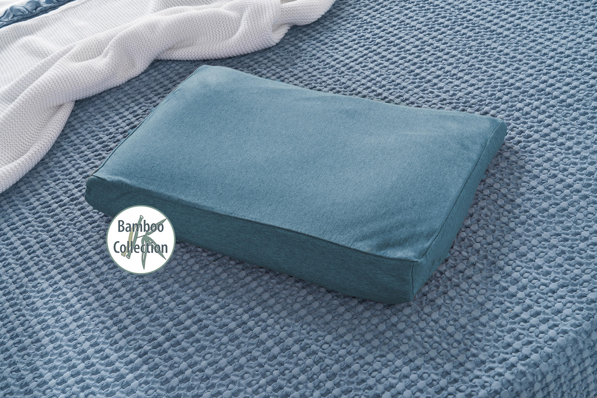 KINDERKISSEN 50/7/32 cm  - Blau/Weiß, Basics, Textil (50/7/32cm) - Theraline