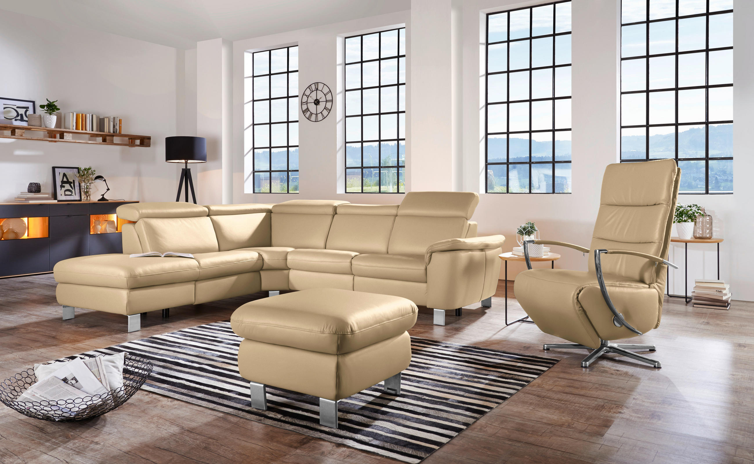 ECKSOFA in Echtleder Hellbraun  - Hellbraun/Alufarben, Design, Leder/Metall (239/271cm) - Cantus