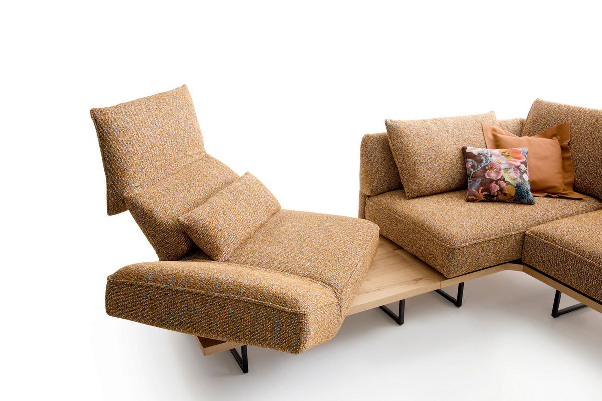 ECKSOFA Dunkelorange Chenille Rücken echt, Armteilverstellung, Relaxfunktion, Drehsitzfunktion  - Dunkelorange/Schwarz, Design, Holz/Textil (252/209cm) - Koinor