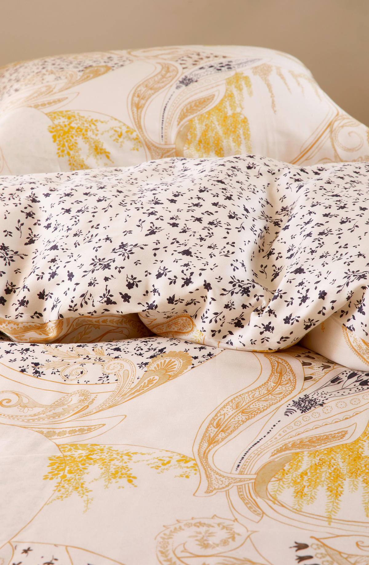 WENDEBETTWÄSCHE SS22 Satin  - KONVENTIONELL (135/200cm) - Essenza