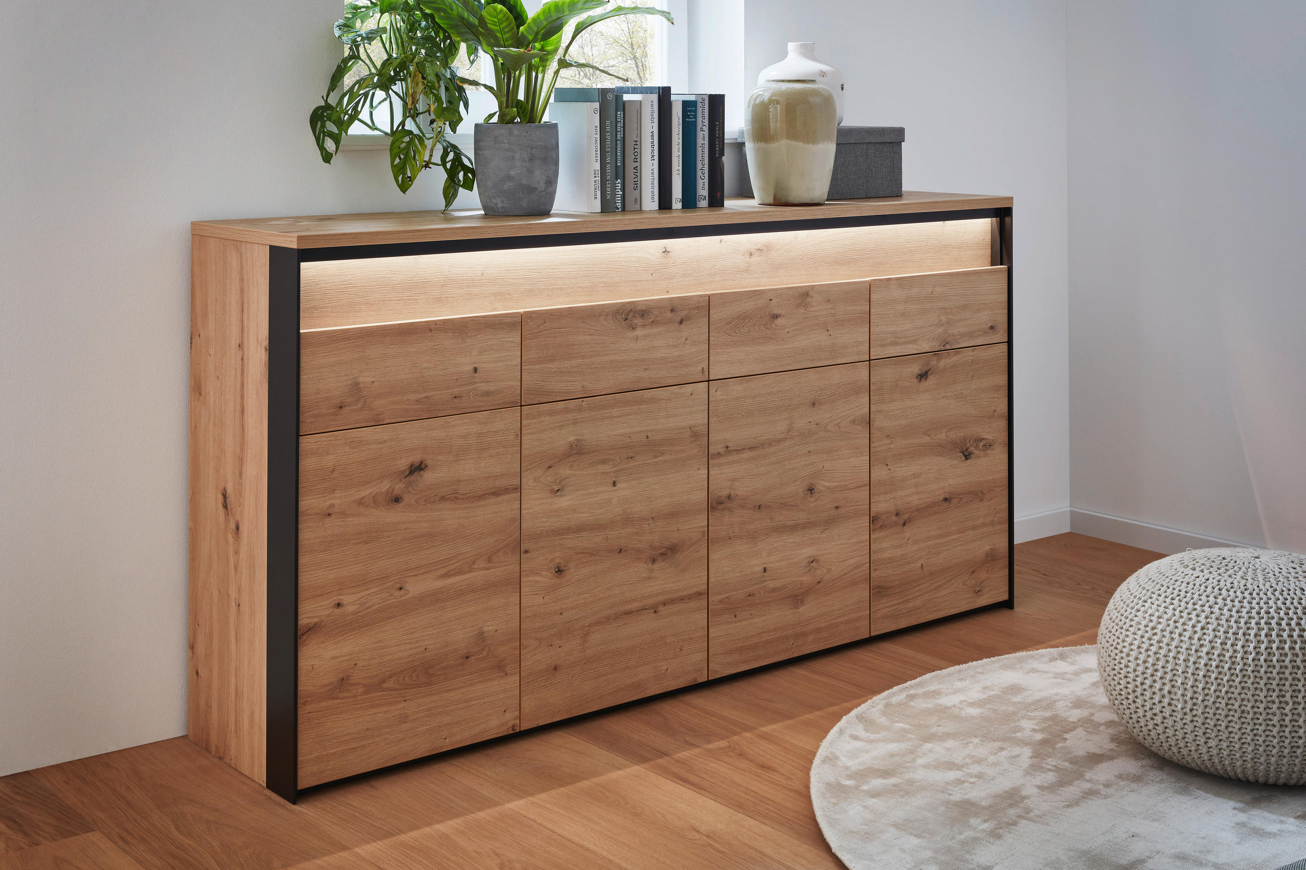SIDEBOARD Schwarz, Eiche Artisan Beleuchtung - Schwarz/Eiche Artisan, KONVENTIONELL, Holzwerkstoff (174/88/38cm) - Voleo