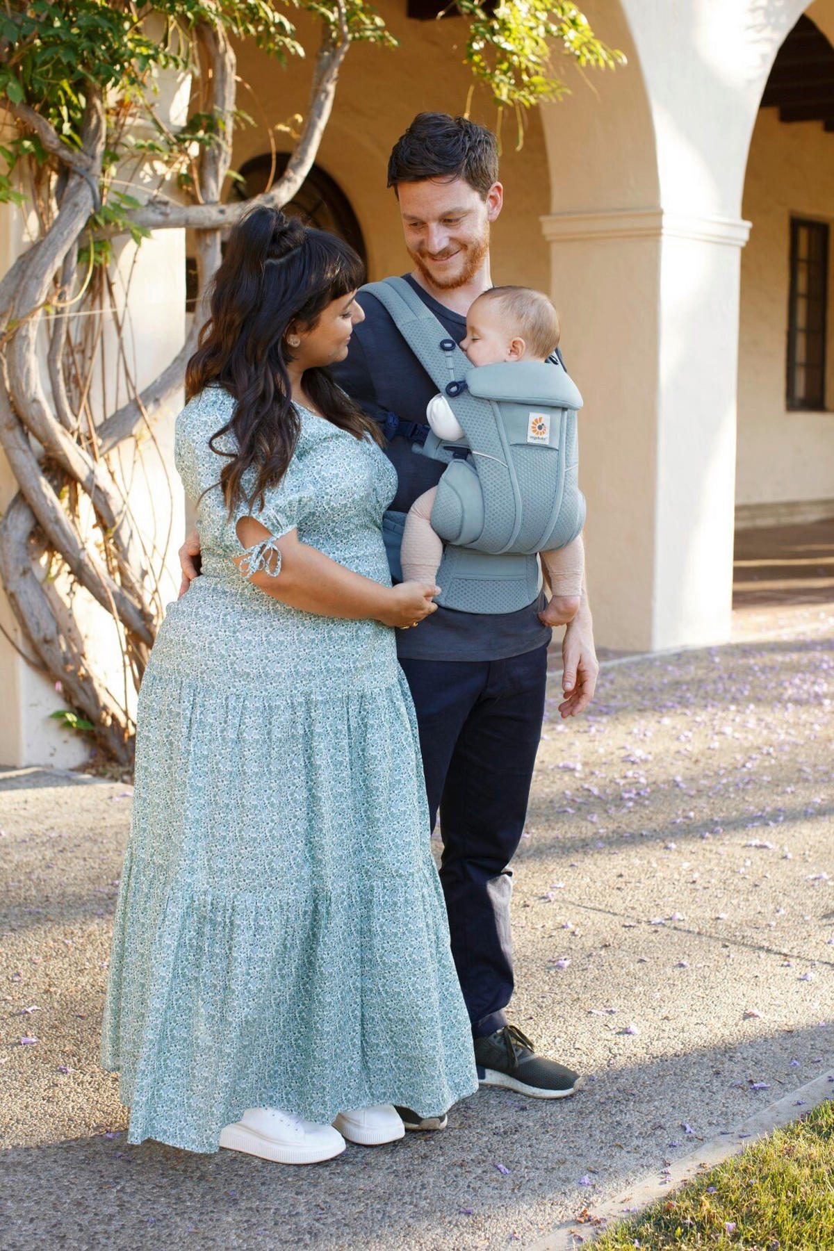 KENGUR NOSILJKA  Omni Breeze  - svetloplava, Osnovno, tekstil (0,7kg) - Ergo Baby