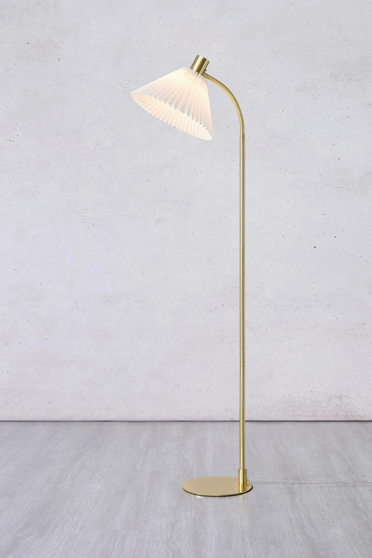 STEHLEUCHTE 32/44,5/145 cm    - Goldfarben/Weiß, Basics, Textil/Metall (32/44,5/145cm) - Markslöjd