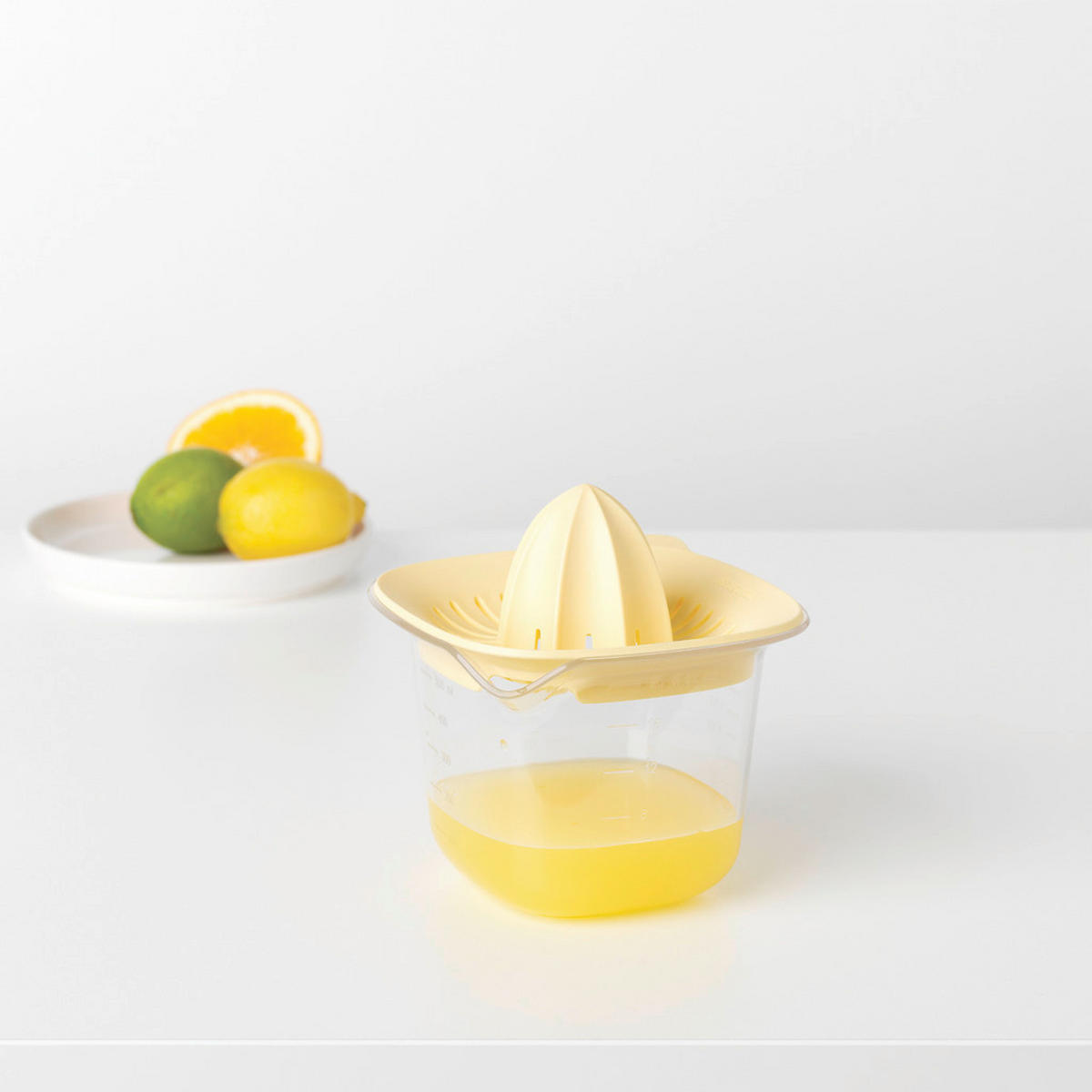 LIS NA VYTLÁČANIE ŠŤAVY - žltá, Design, plast (13/13.2/13cm) - Brabantia