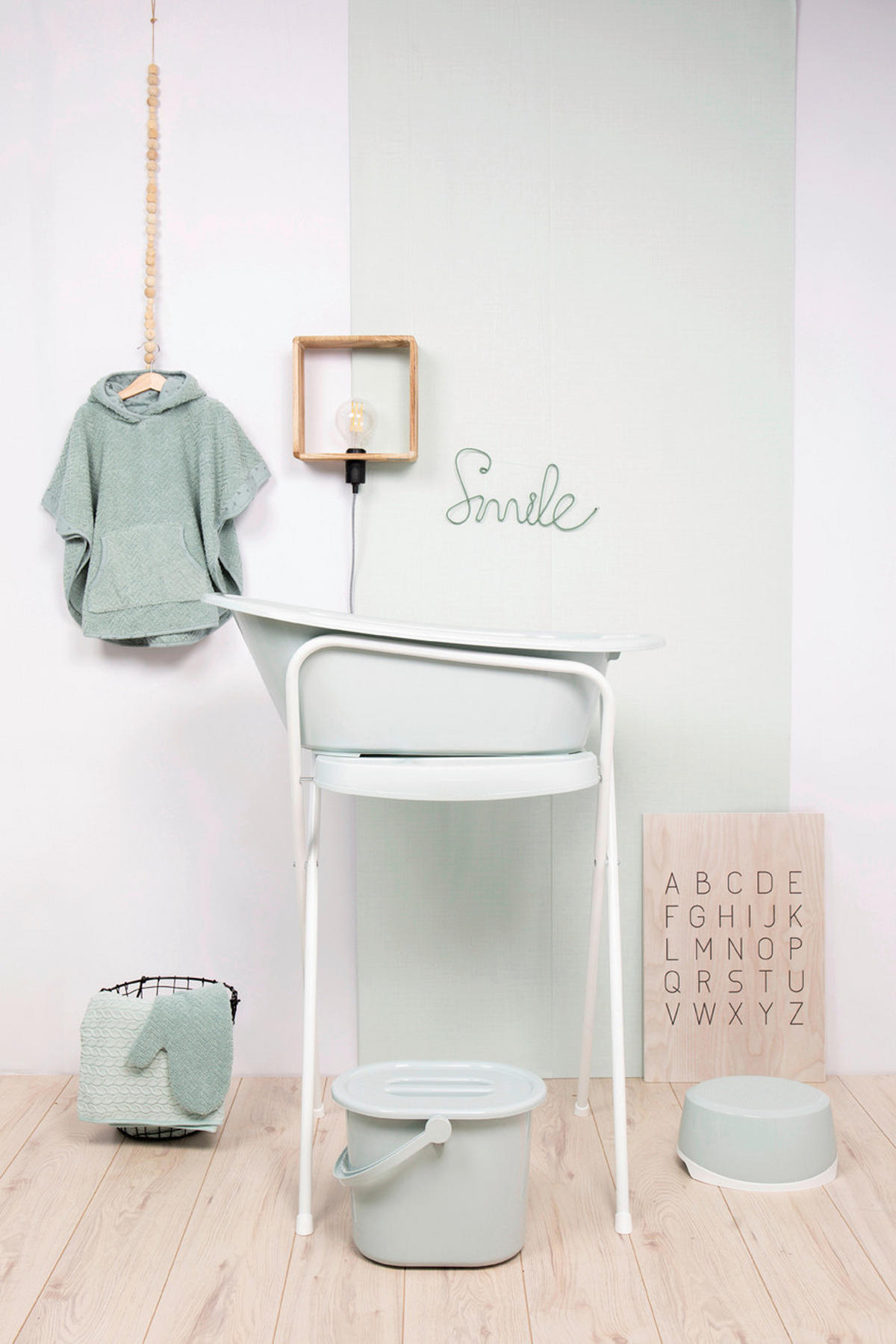 BABYBADEWANNE FABULOUS  - Pastellgrün, Basics, Kunststoff (86/44/32cm) - Bebe Jou