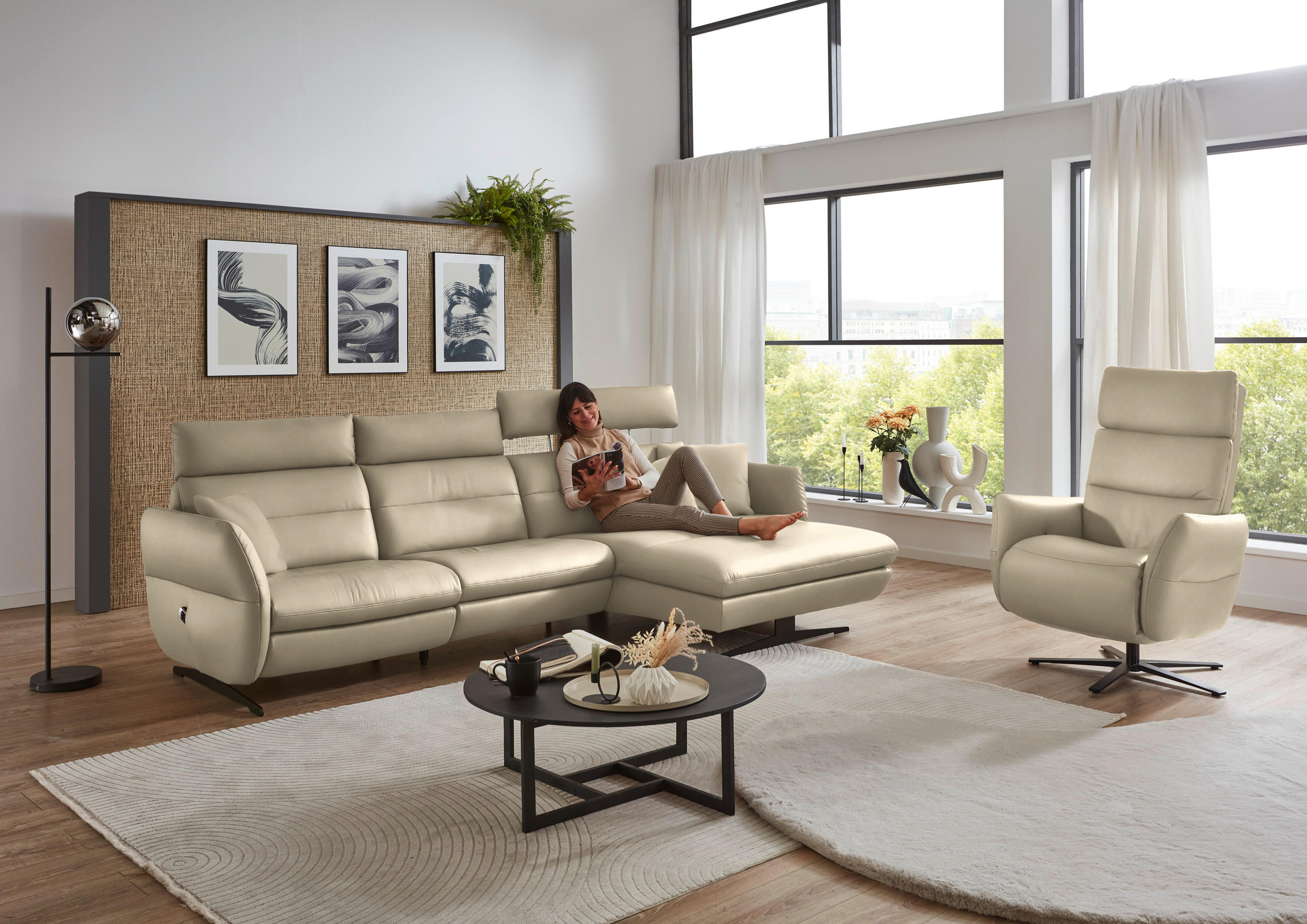 RELAXSESSEL in Leder Ecru  - Ecru/Schwarz, Design, Leder/Metall (82/119/85cm) - Dieter Knoll