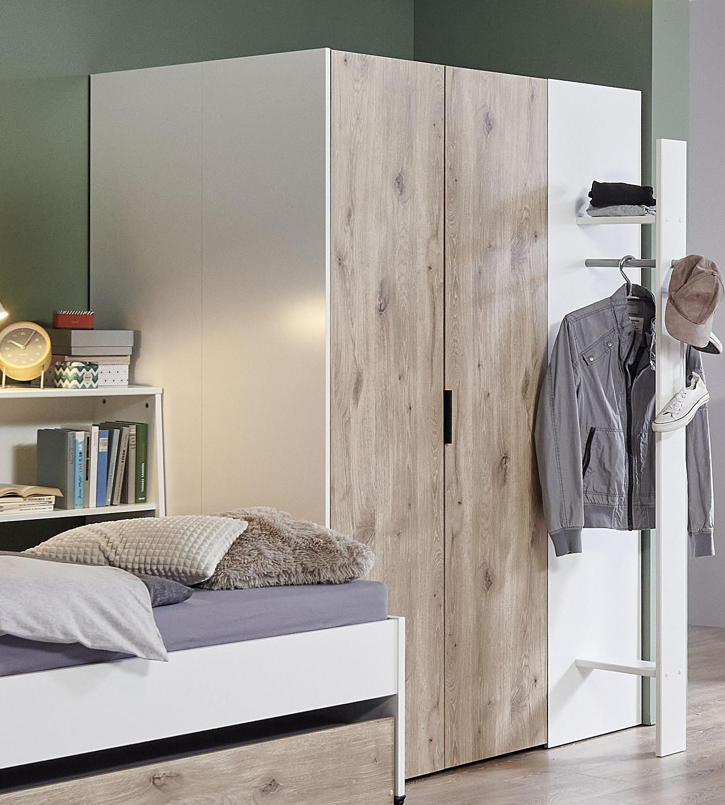 BEGEHBARER ECKSCHRANK Weiß, Eichefarben 135,2/197/127 cm  - Eichefarben/Schwarz, Basics, Holzwerkstoff/Metall (135,2/197/127cm) - Boxxx