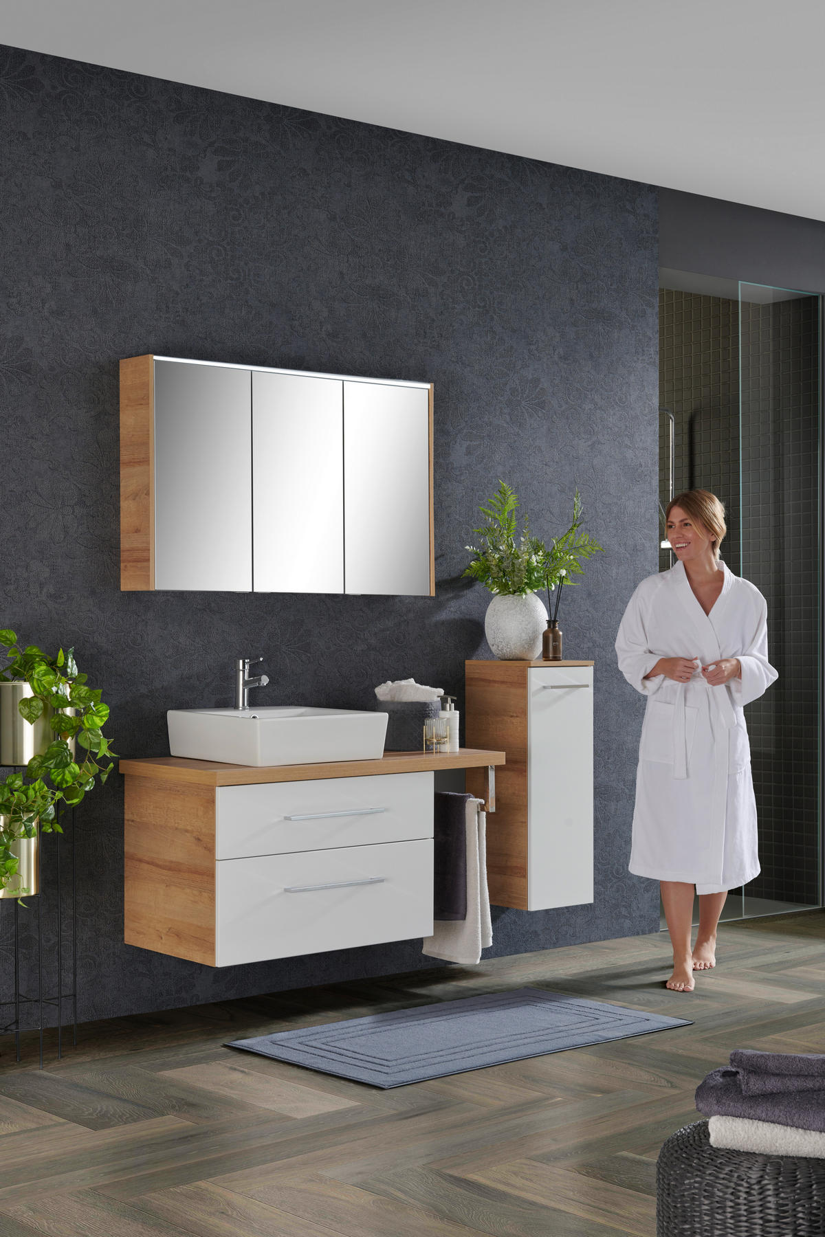BADEZIMMER  in 110 cm  - Eichefarben/Weiß, MODERN, Glas/Keramik (110cm) - Voleo