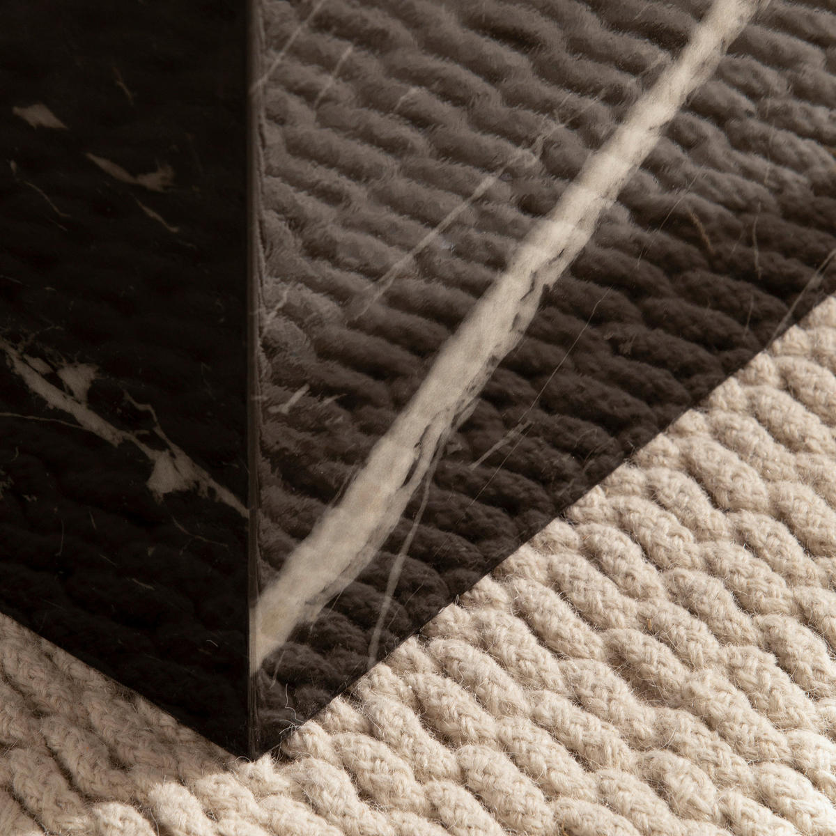 KONFERENČNÝ STOLÍK, čierna s vysokým leskom, kompozitné drevo, 40/40/45 cm - čierna s vysokým leskom, Lifestyle, kompozitné drevo (40/40/45cm) - Livetastic