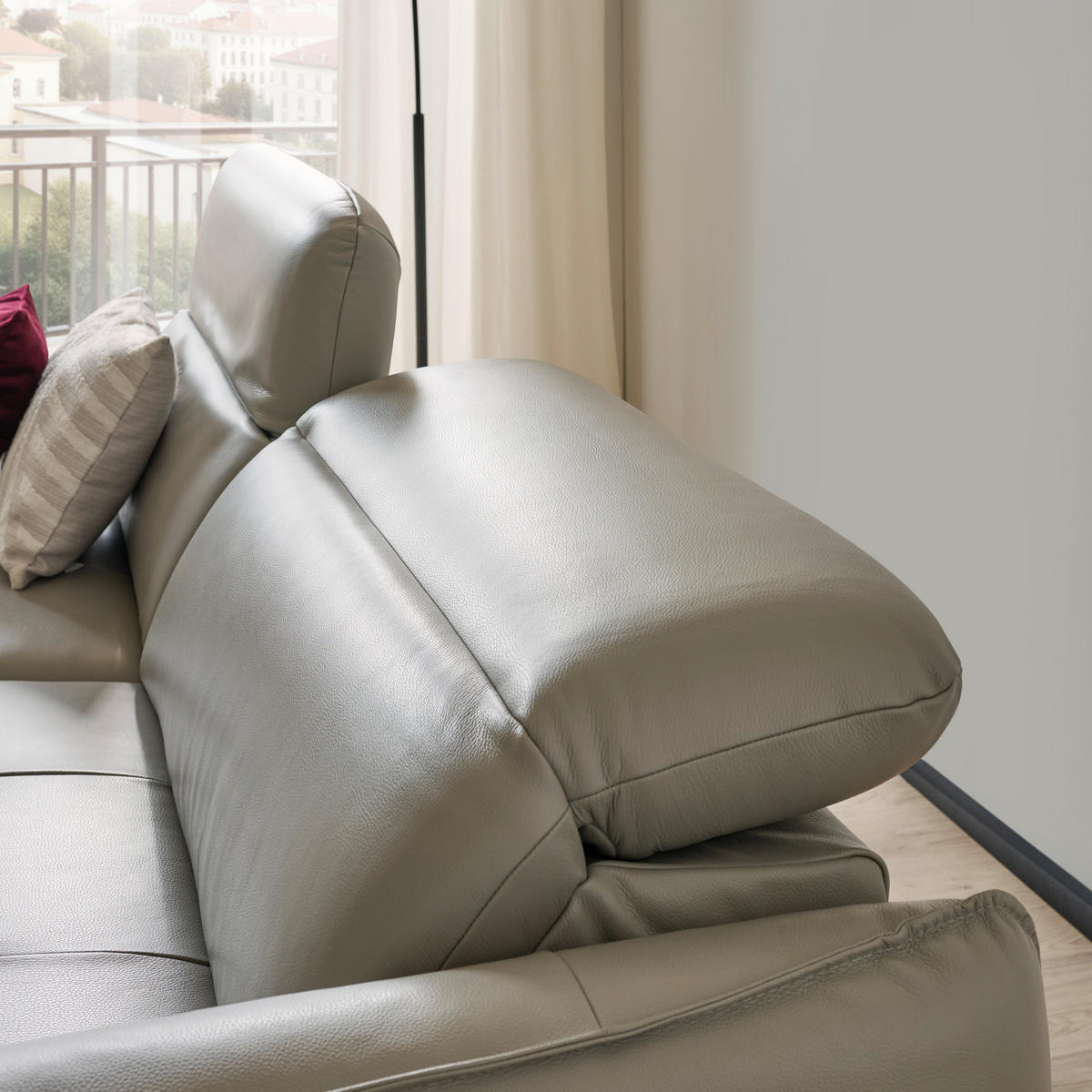 ECKSOFA Hellgrau Echtleder  - Hellgrau/Schwarz, Design, Leder/Metall (246/175cm) - Livetastic