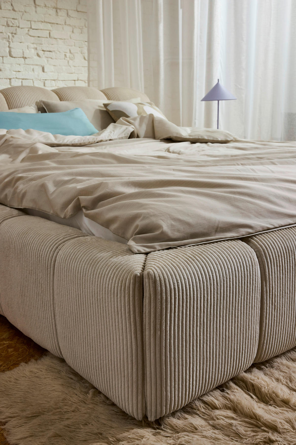 POLSTERBETT 140/200 cm,  in Beige,  - Beige/Schwarz, Design, Kunststoff/Textil (140/200cm) - Tom Tailor