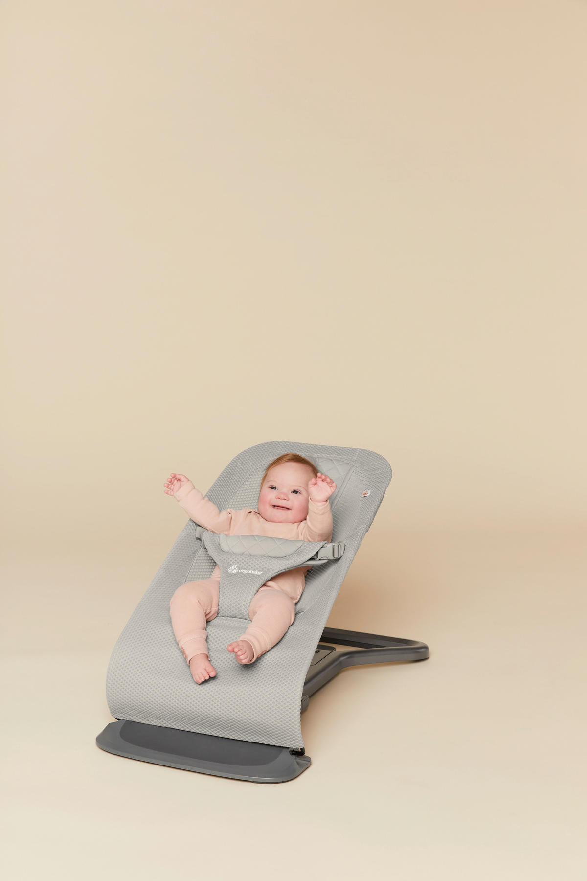 NJIHALICA  EVOLVE 3U1  - svetlosiva/antracit, Osnovno, tekstil/plastika (42/56/81,3cm) - Ergobaby