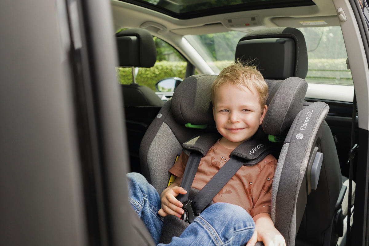 REBOARDER-KINDERSITZ FLAME360 ISOFIX  - Schwarz, Basics, Kunststoff/Textil (44/58/48cm) - Osann