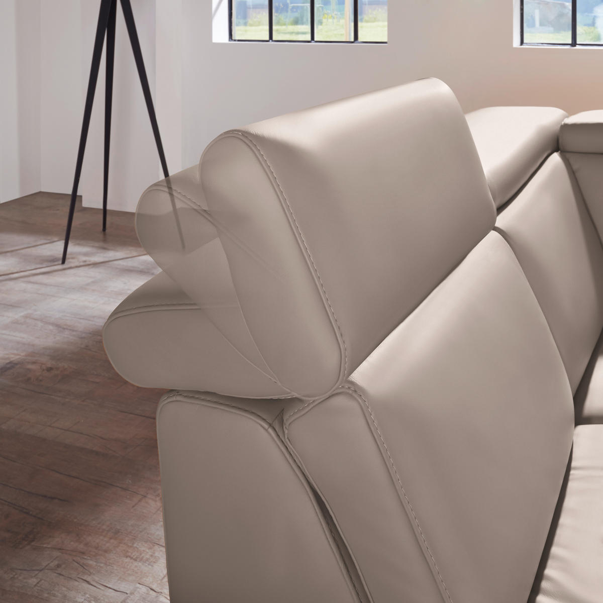 ECKSOFA in Echtleder Fango  - Fango/Alufarben, Design, Leder/Metall (239/271cm) - Cantus