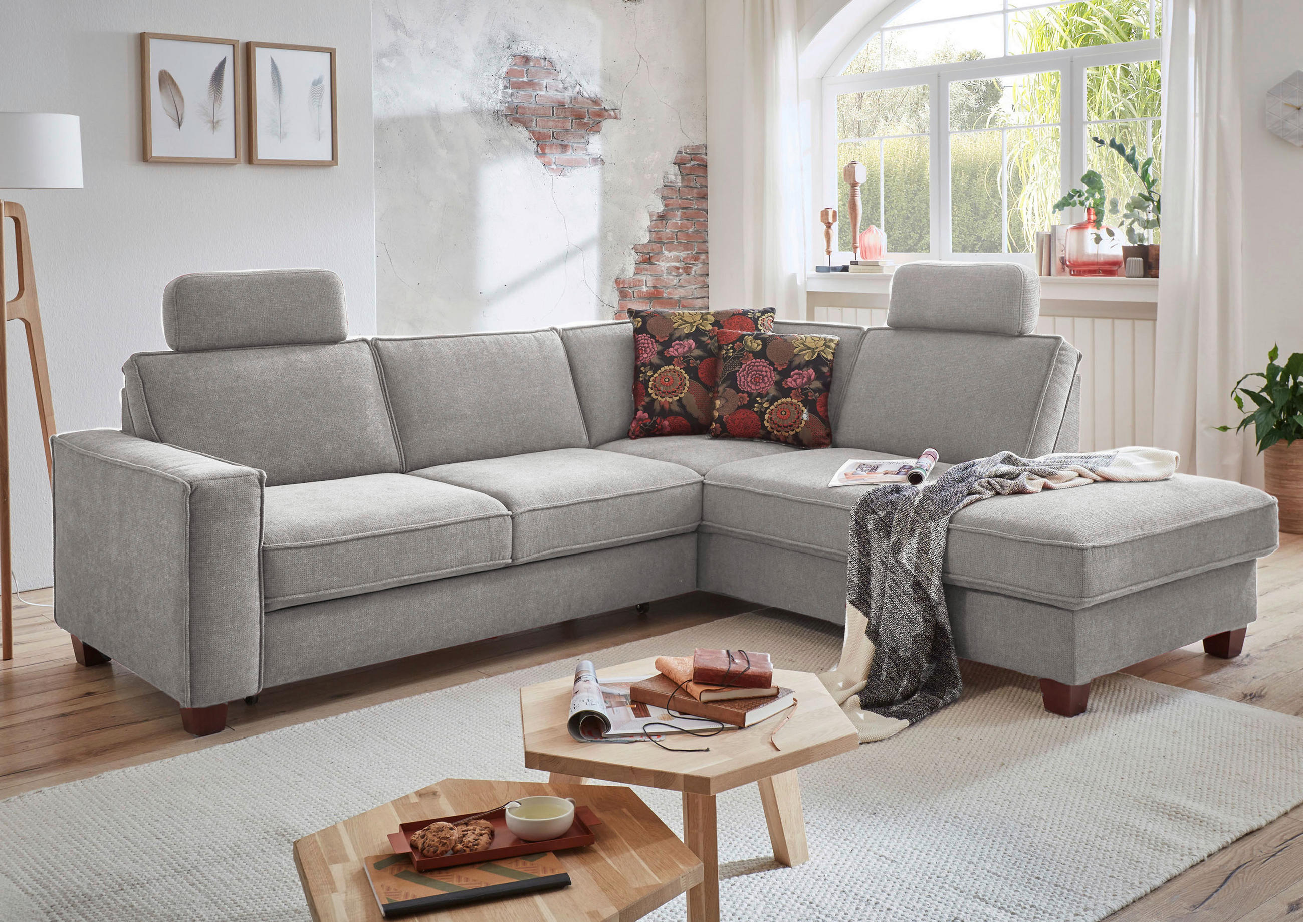ECKSOFA in Chenille, Flachgewebe Hellgrau  - Nussbaumfarben/Hellgrau, Konventionell, Holz/Textil (236/213cm) - Sit & More