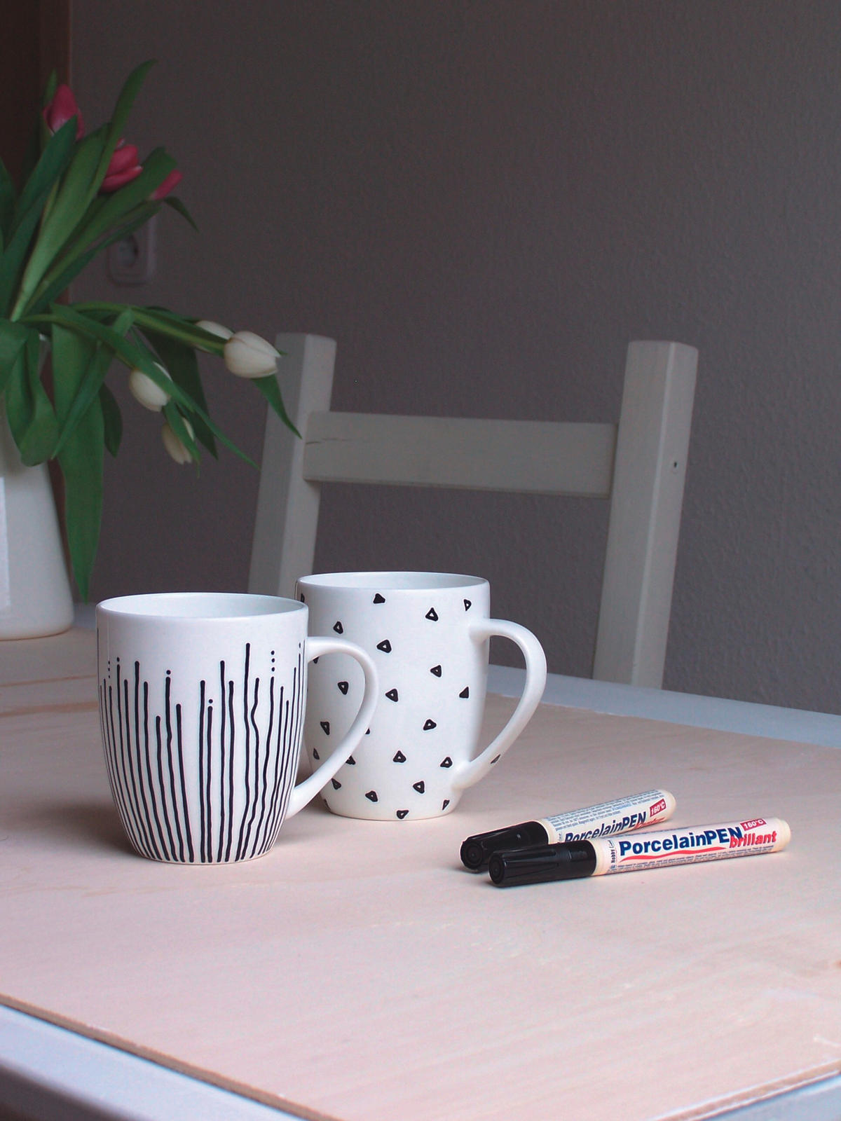 ACRYLFARBE - Blau/Gelb, KONVENTIONELL (14,5/12/1,5cm)