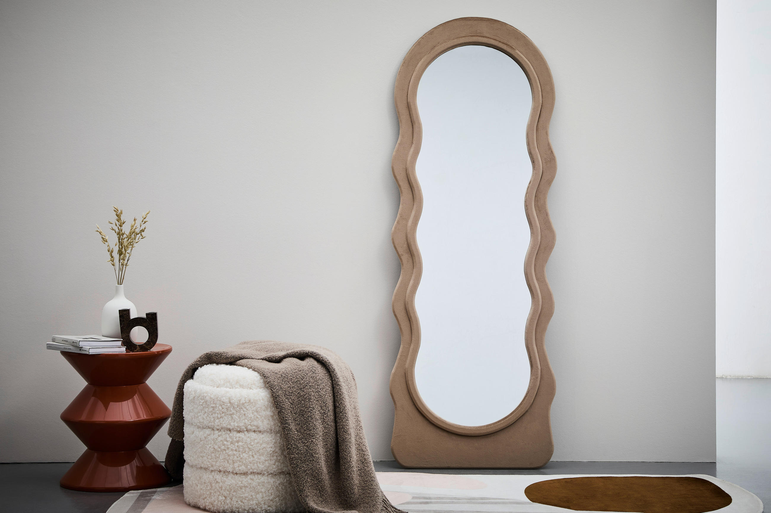 WANDSPIEGEL 59/160/4 cm    in oval  - Taupe, Design, Glas/Holzwerkstoff (59/160/4cm) - MID.YOU