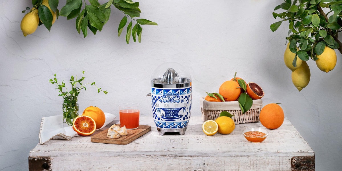 ZITRONENPRESSE - Blau/Weiß, Design, Metall (16,6/28,1/16,6cm) - SMEG