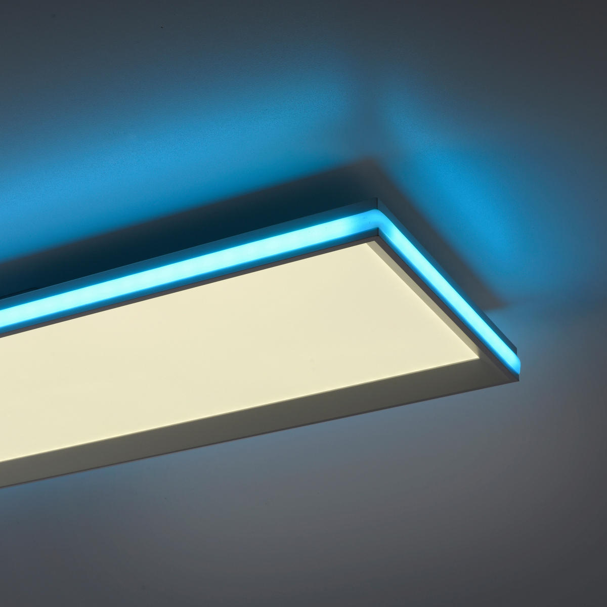 PLAFONIERĂ CU LED - alb, Design, plastic/metal (100/25/6cm)